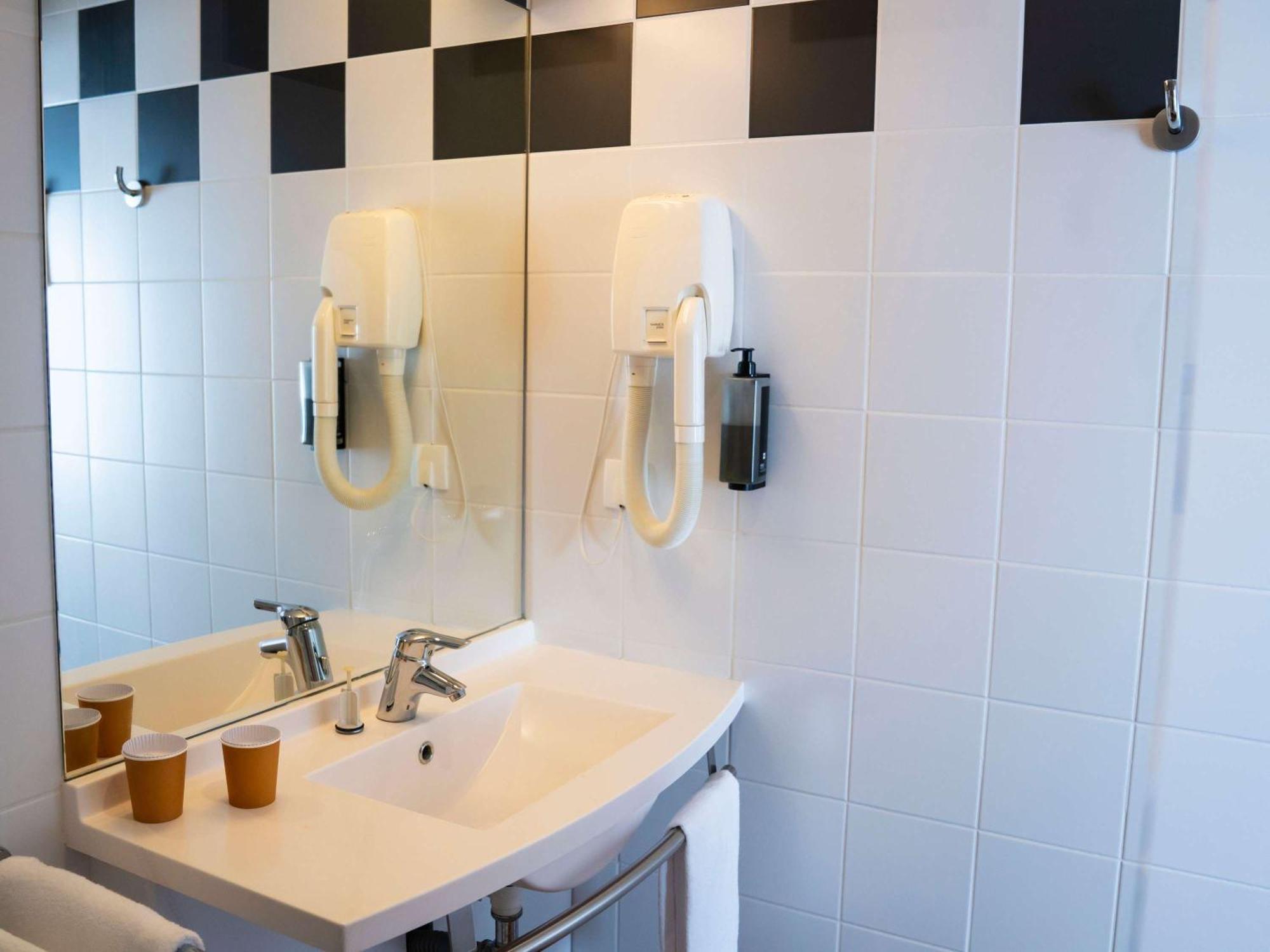 Ibis Styles Bourbon Lancy Otel Dış mekan fotoğraf